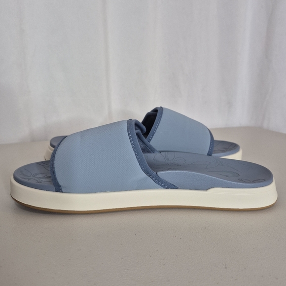 OluKai Nu'a 'Olu Slide Sandals - Size 9 - Picture 3 of 15